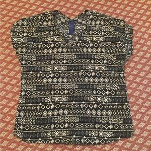 Francesca’s short sleeved blouse